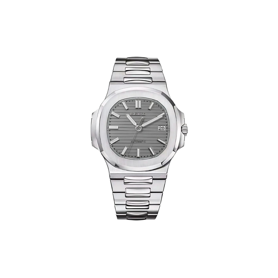 Minimalist Seiko Men's Watch with black Dial and Steel Bracelet
